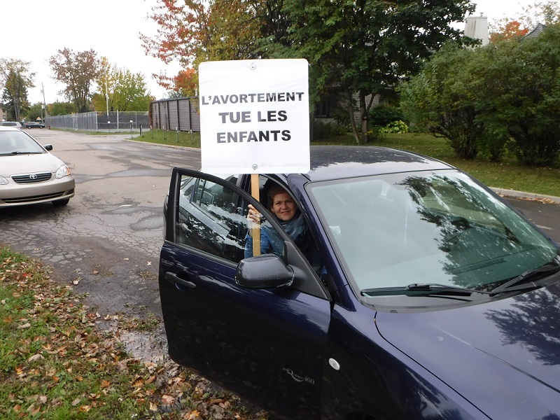 Chane pour la vie 2018. Dj Marie-Claude ne pouvait plus se tenir debout, mais elle voulait nous encourager.