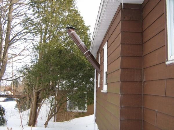 Chimney seen from outside.