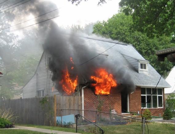 Maison en feu