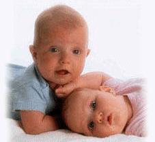 Deux bbs  qui on a donn le don de la vie